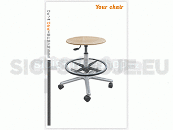 Průmyslová otočná stolička v dřevěném provedení s pneumatickým zvedáním a kolečky na měkkou podlahu